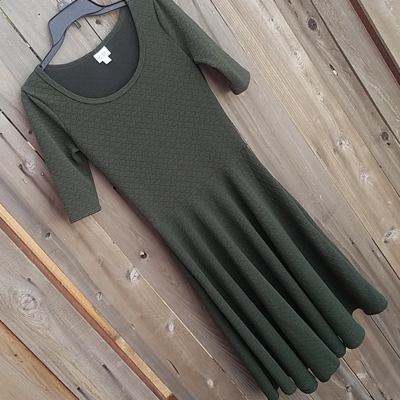 LuLaRoe Dresses & Skirts - NWOT Lularoe dark green dress